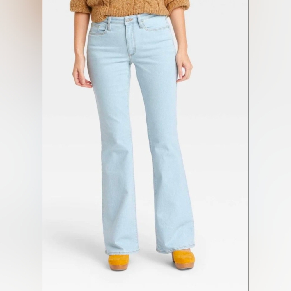 Universal Thread Light Blue High-Rise Flare Jeans